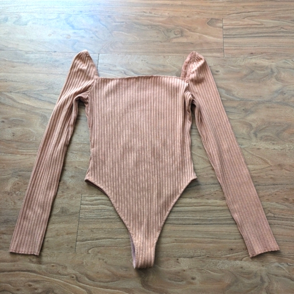 Forever 21 Pink Nude Long Sleeve Bodysuit - Picture 3 of 9